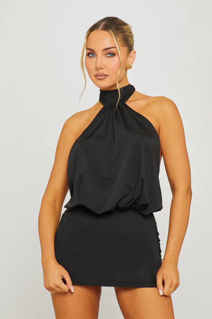 Nova - Vestido corto escotado por la espalda