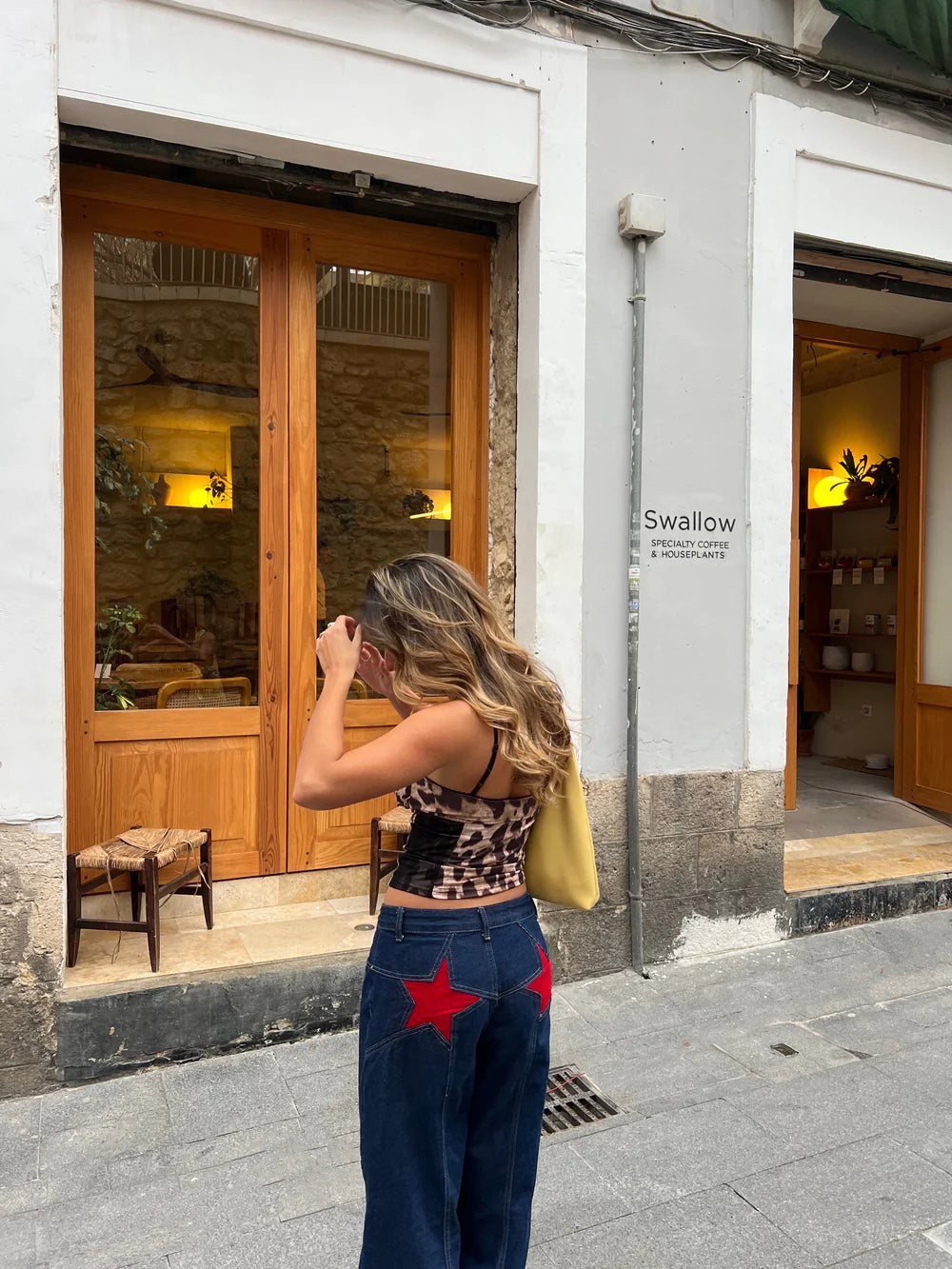 Nina - Vaqueros Red Star