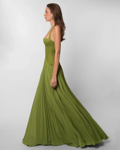LOUWENA – Vestido largo plisado elegante
