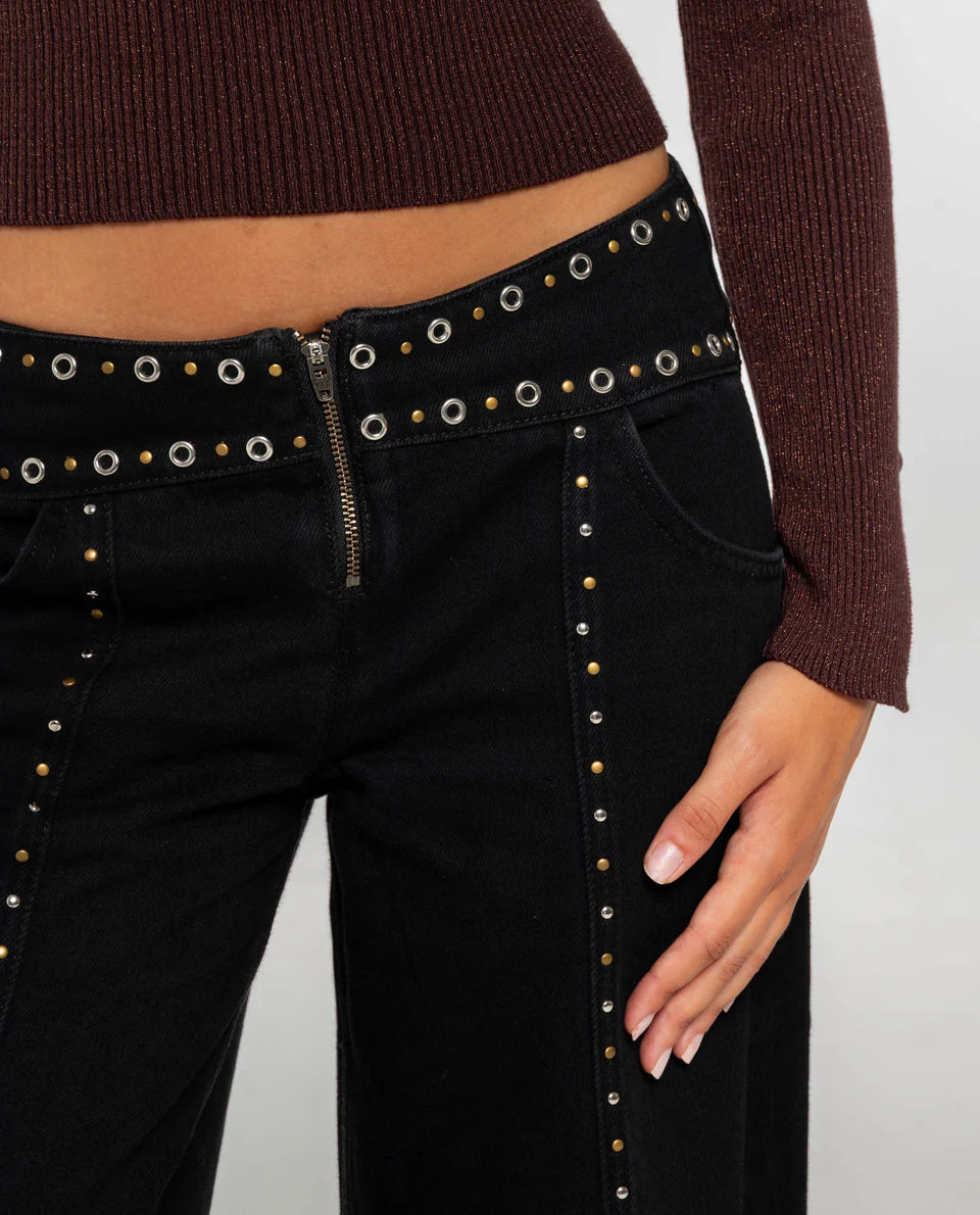 Barbara – Vaqueros negros